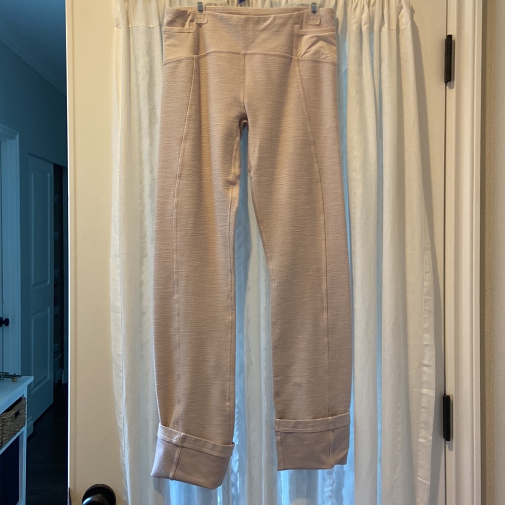 Lululemon blush workout pants